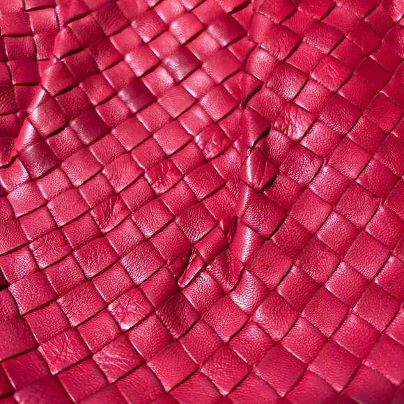 Womens Bottega Veneta Red Intrecciato Leather Clutch Handbag COLOR: RED ZIPPER C - Picture 14 of 16
